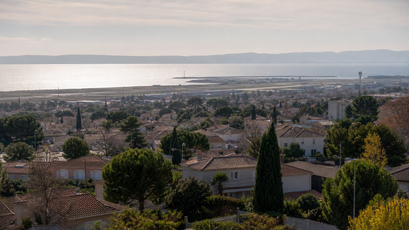 Vue de la ville de Marignane